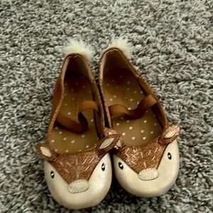 Little girls Fox shoes